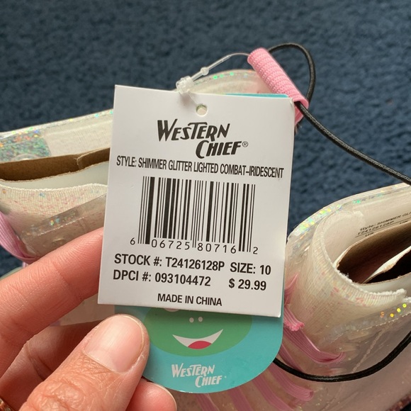 Little Girls Size 10 Shoes - Picture 6 of 11